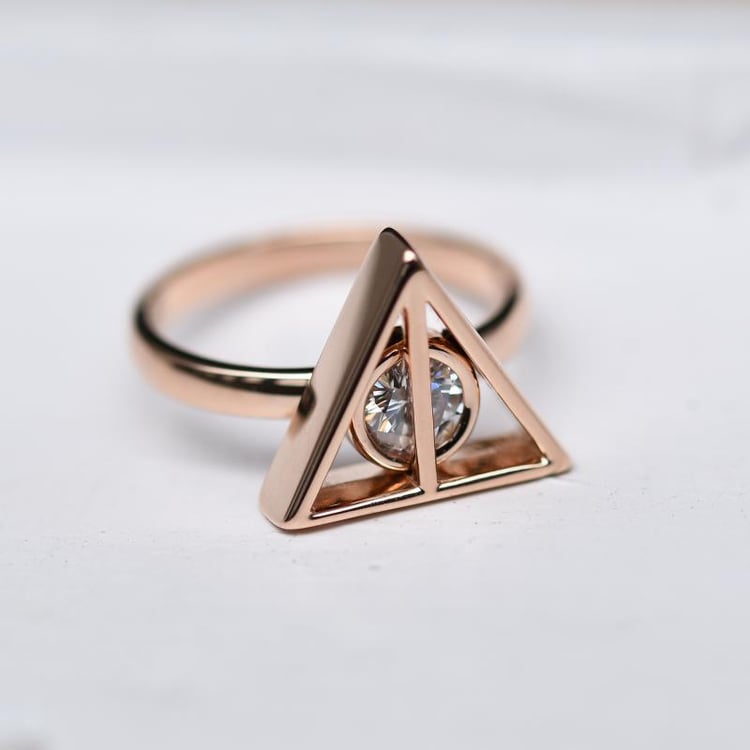Magischer Goldring Harry Potter mit Moissanit 48767