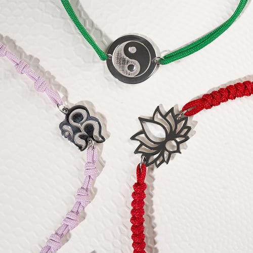 String Armband mit dem Yoga Symbol Om