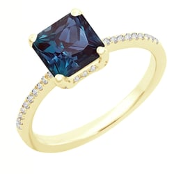 Ring mit Lab Grown Alexandrit und Diamanten Kip