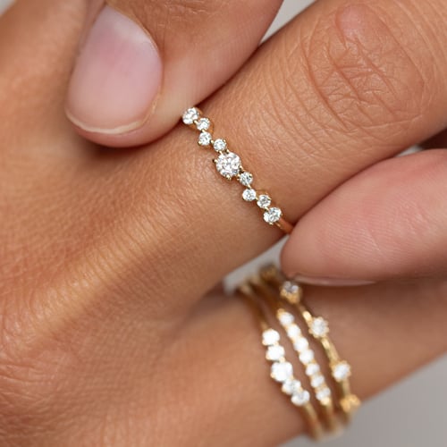 Cluster Ring mit funkelnden Diamanten Percy