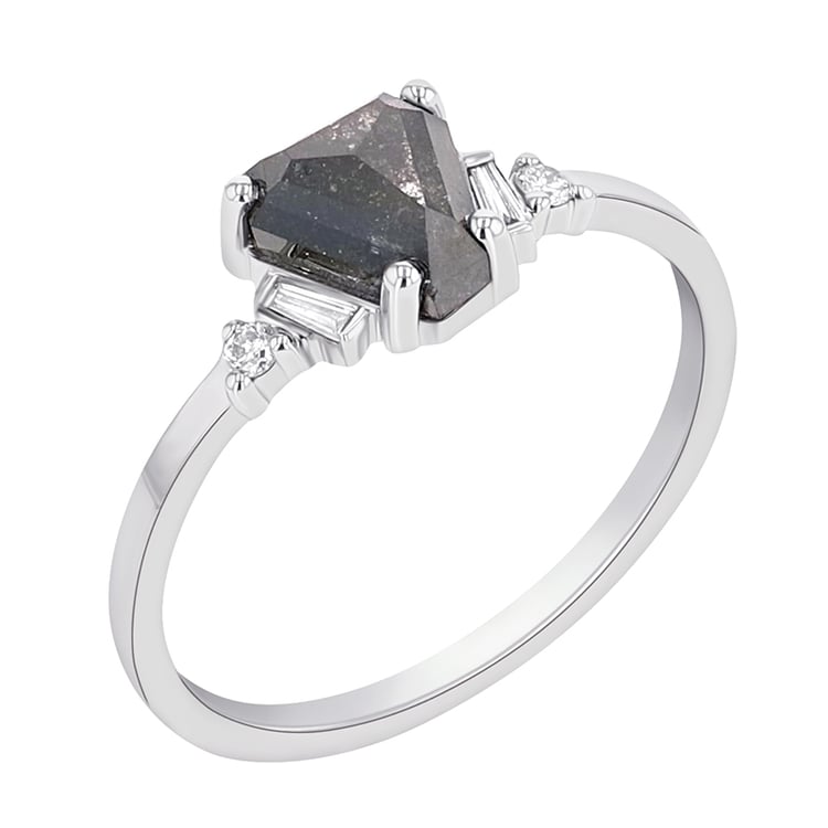 Ring mit Salt and Pepper Diamant Clay