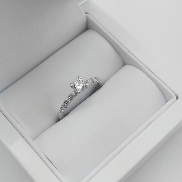 Verlobungsring mit Lab Grown Diamanten Megha 65969