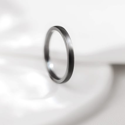 Ring aus Tantal Rille