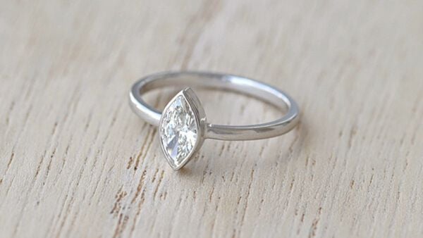 Die Marquise-Form eines Diamanten