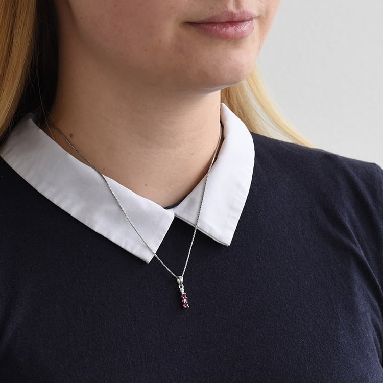 Zarter Silberanhänger mit rosa Topasen Freesia 79170