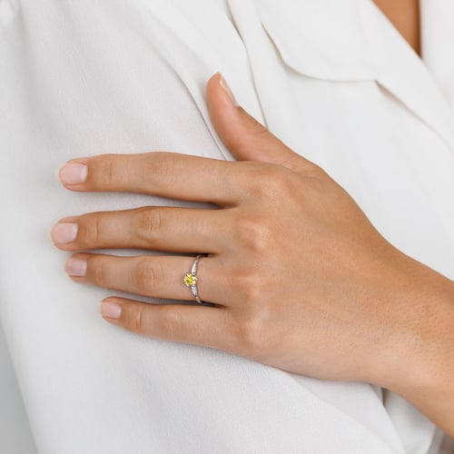 Verlobungsring aus Gold mit 0.36ct IGI-zertifiziertem Lab Grown Diamanten Mileva