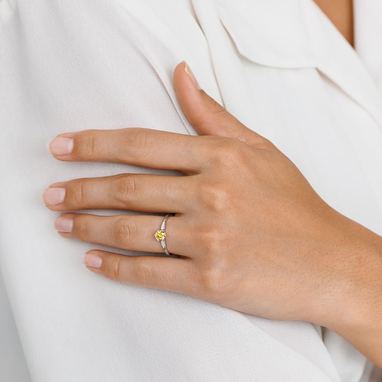 Verlobungsring aus Gold mit 0.36ct IGI-zertifiziertem Lab Grown Diamanten Mileva 158299