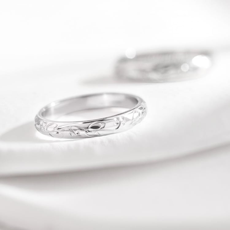 Platin Trauringe mit Blumenmotiv Montros 157880