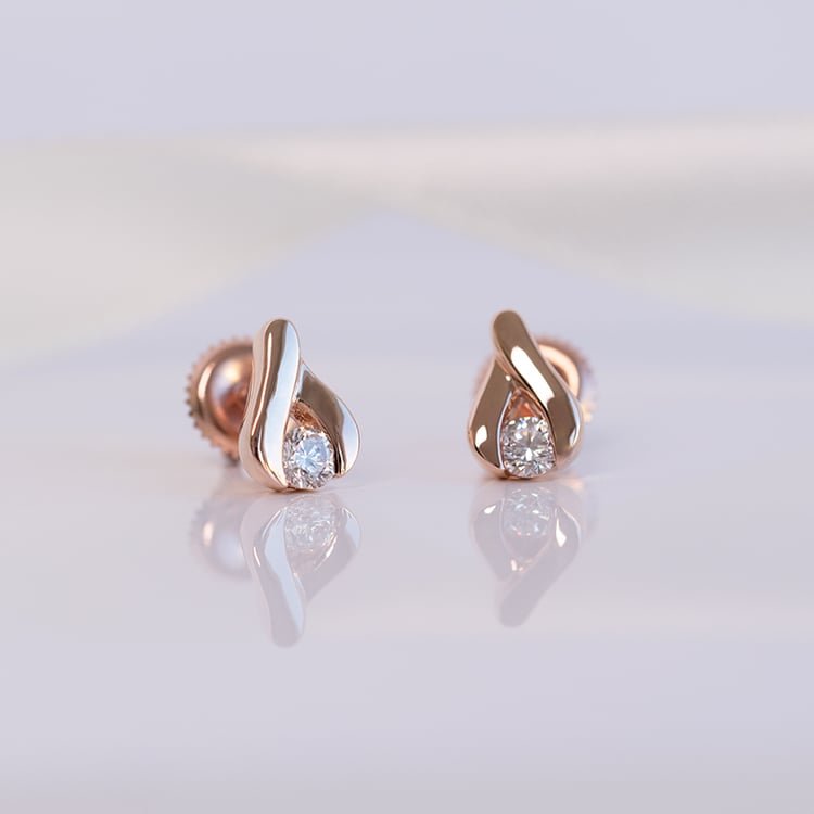 Zarte Ohrringe mit 0.22ct Diamanten Fox 116579