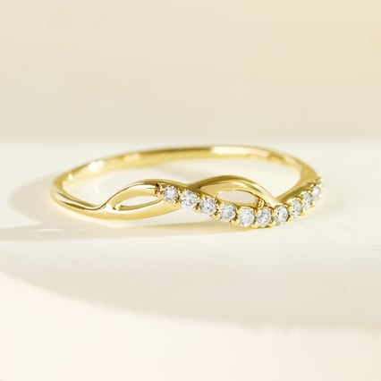 Atypischer Ring aus Gold mit Lab Grown Diamanten Joel
