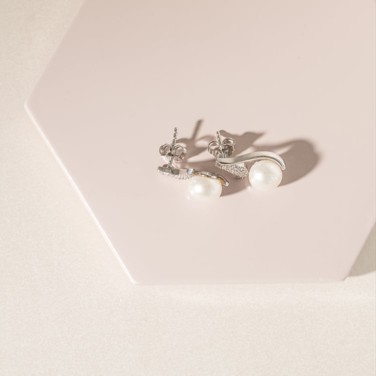 Silberne Perlenohrstecker mit Zirkonia Lomina 119832