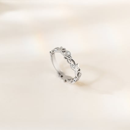 Ring im Blätterdesign mit Diamanten Seir