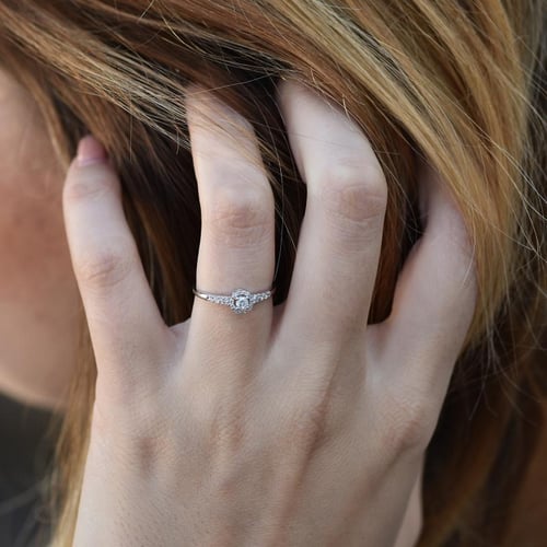 Haloring mit Diamanten Mourise