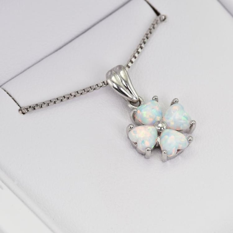 Silberanhänger mit Opalen als vierblättriges Kleeblatt Obelia 13625