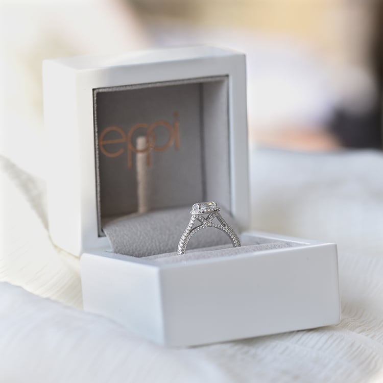 Verlobungsring in Eppi-Geschenkbox 60941
