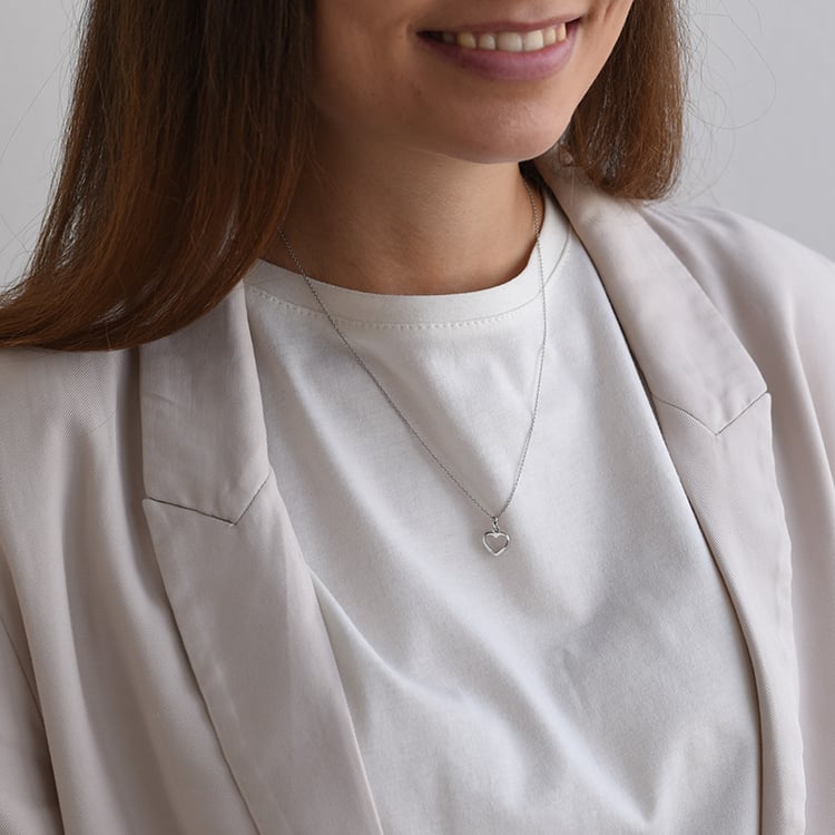 Silberner Kettenanhänger in Herzform mit Diamanten Lake 70050