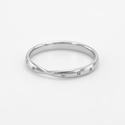 Minimalistischer Eternity-Ring mit Lab Grown Diamanten Toskani