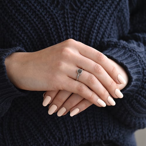 Ring mit Salt and Pepper Diamant Luna