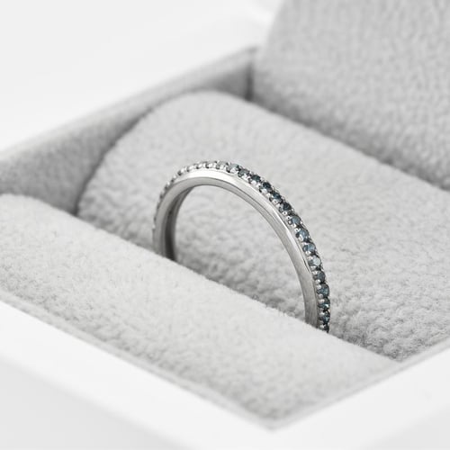 Memoire-Ring in Gold mit blauen Diamanten Oana