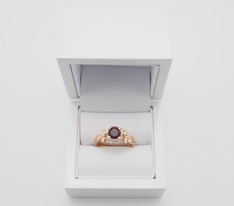 Goldring mit Turmalin und Diamanten Iriana 9156