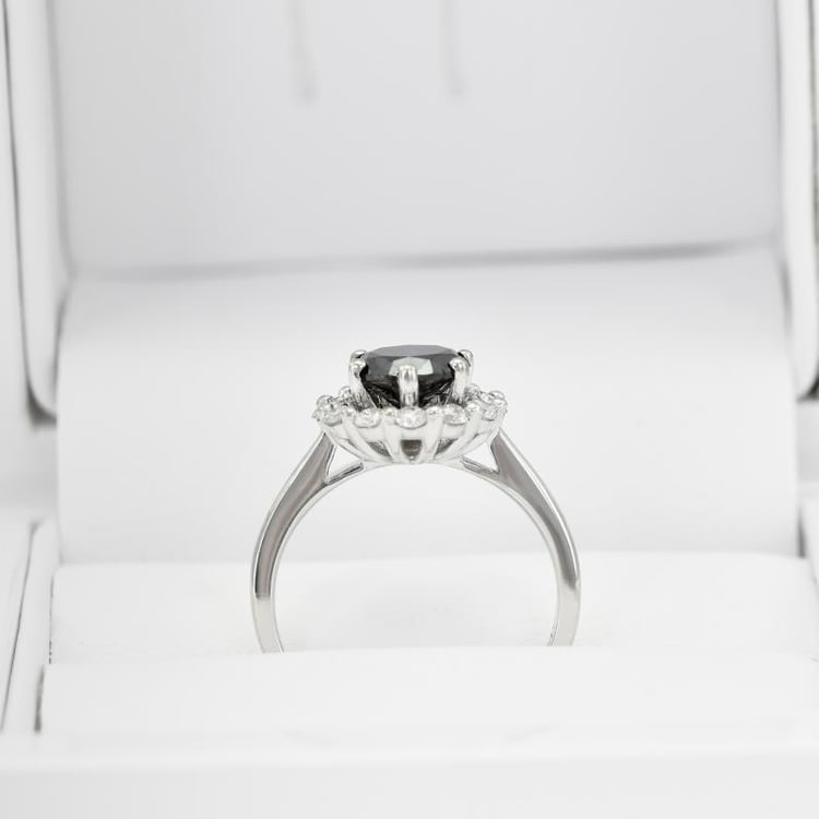 Ring mit Diamanten 15464