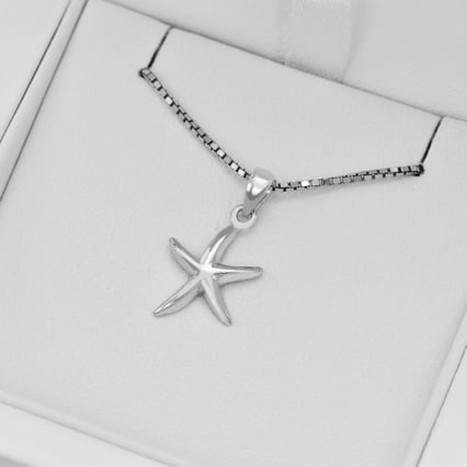 Silberner Seestern in Anhänger Stars