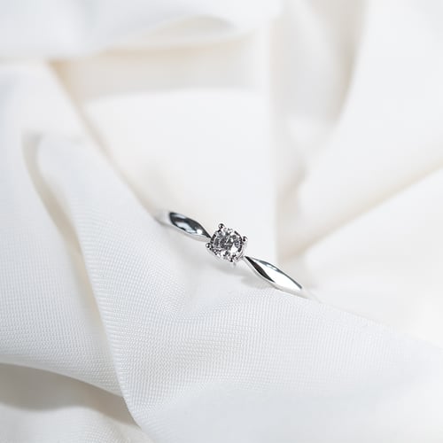 Eleganter Verlobungsring mit Diamant Ximena