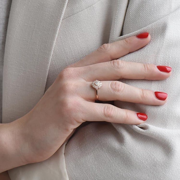 Goldring mit Diamantblüte Delit 93438