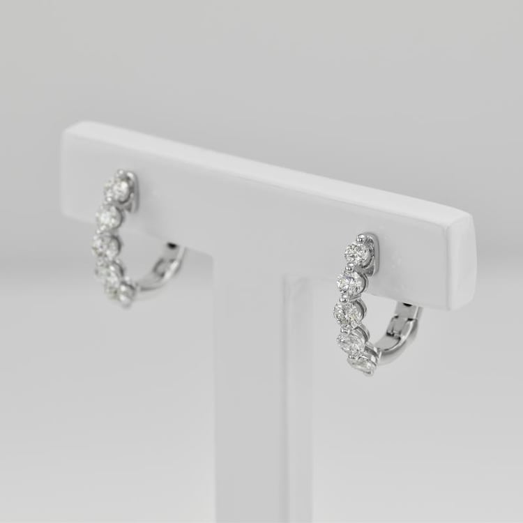 Creolen mit Diamanten geschmückt Chay 21008