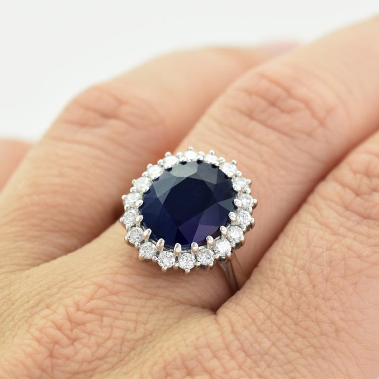 Goldener Saphirring 13108