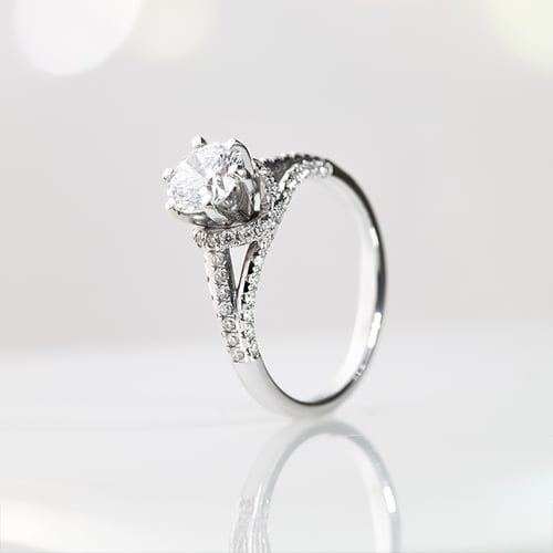 Verlobungsring mit Diamanten Heshmy