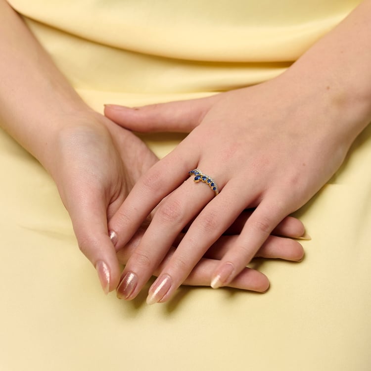 Luxuriöser Goldring mit Saphiren und Naturdiamanten Richa 165526