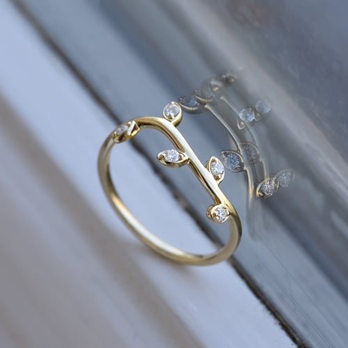 Diamantring in Form eines Ästchens Nereus