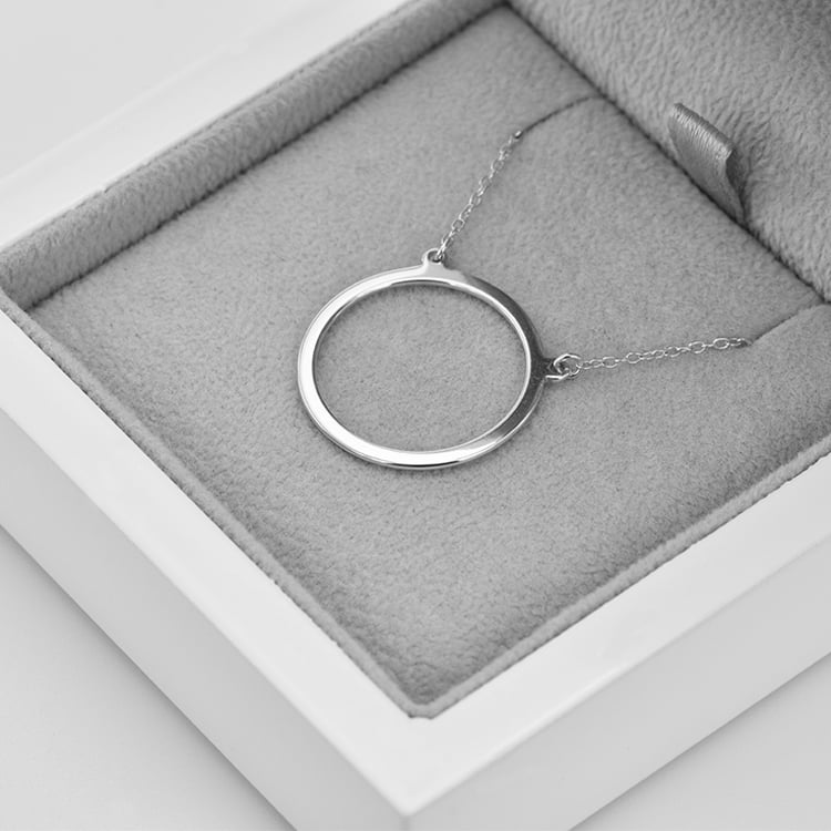 Minimalistische Silber Anhänger Karma in Eppi-Geschenkbox 41840