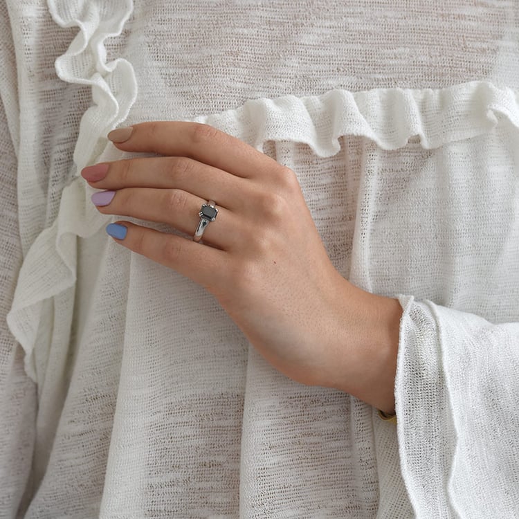 Goldring mit Diamant 69647