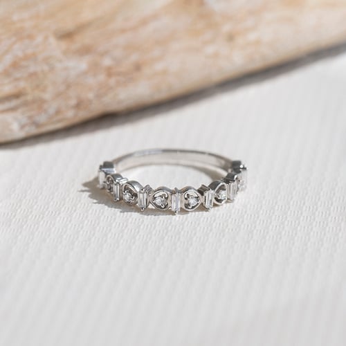 Eternity-Ring mit runden und Baguette-Diamanten Andrade