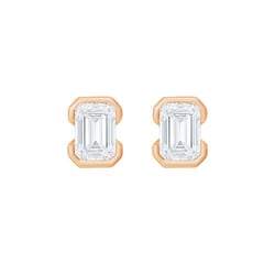 Minimalistische goldene Ohrstecker mit Diamanten in Emerald-Form Agata