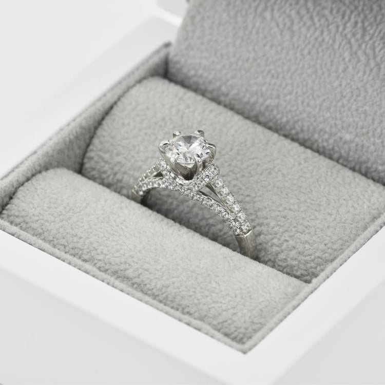 Halo Verlobungsring mit 1.09 ct IGI zertifiziertem Lab Grown Diamanten Heshmy 147248