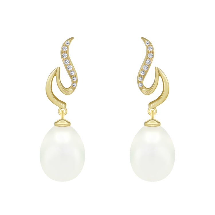 Goldene Ohrringe mit Perlen