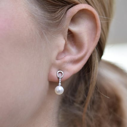 Perlenohrringe aus Silber Drewia