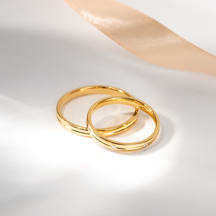 Eheringe aus Gold mit Diamanten Lavori 121801