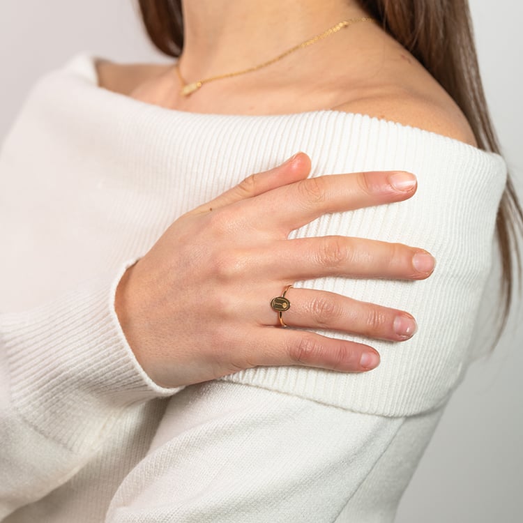 Ovaler Ring mit der Gravur der Rose aus dem Kleinen Prinz 150616