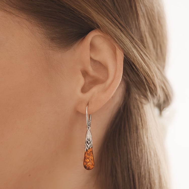 Silberne Ohrringe mit Bernsteinen in Tropfenform Rose 152841