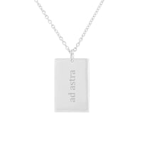 Rechteckiger Anhänger aus Gold mit einer doppelseitigen Gravur Aeryn