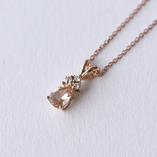 Morganittränen in goldenes Schmuckset mit Diamanten Rainija