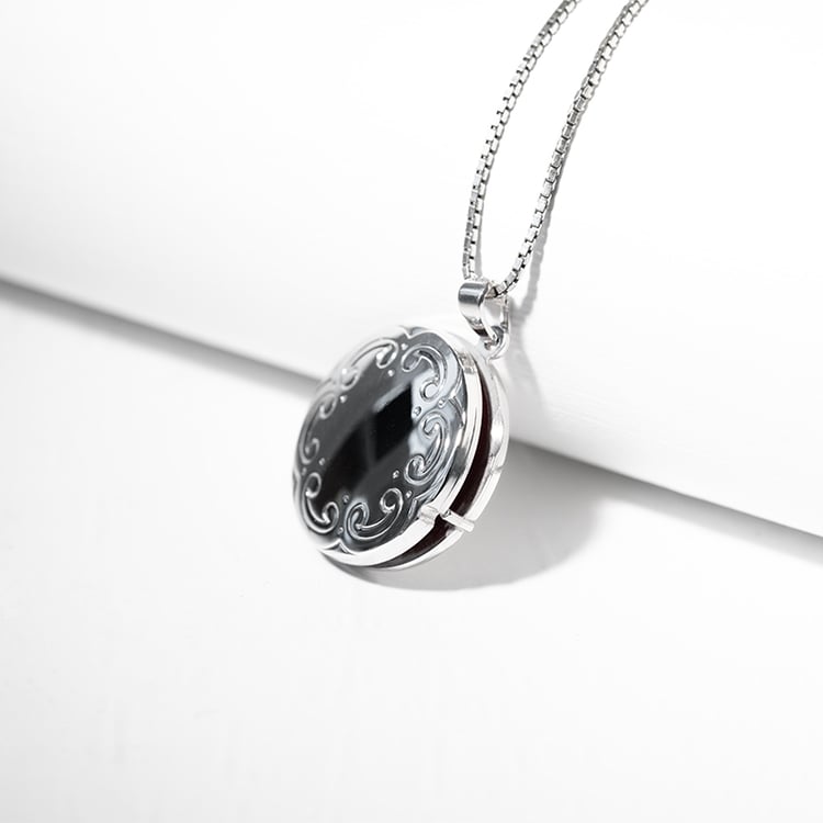 Silbernes Medaillon zum Öffnen 128638