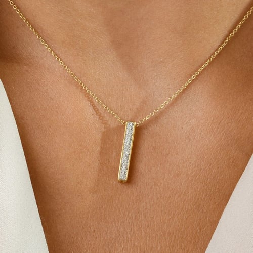 Goldener Anhänger mit Lab Grown Diamanten Ola