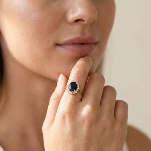 Goldener Scheidungsring mit Saphir und Diamanten Andrew