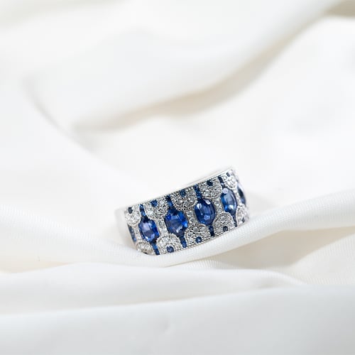 Ring mit ovalen Saphiren und Diamanten Soul