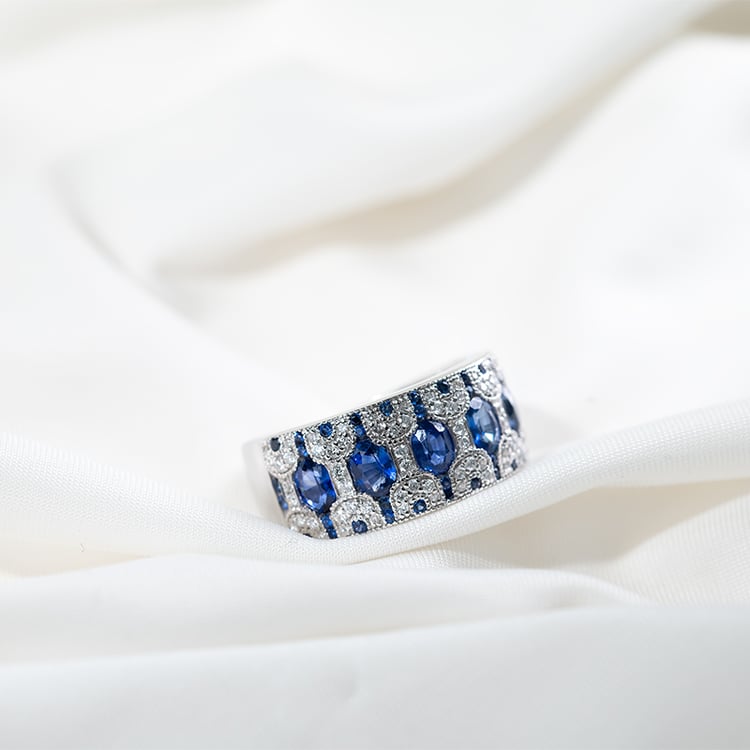Ring mit ovalen Saphiren und Diamanten Soul 131120